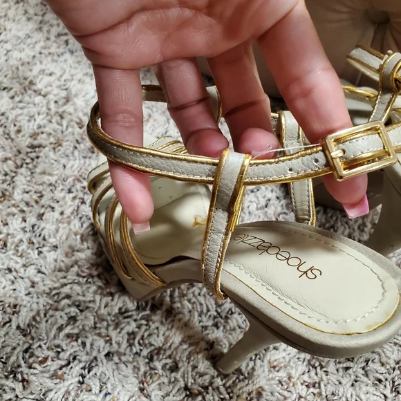 Shoe Dazzle Gold Accented Ankle Strap Heels - Picture 5 of 16